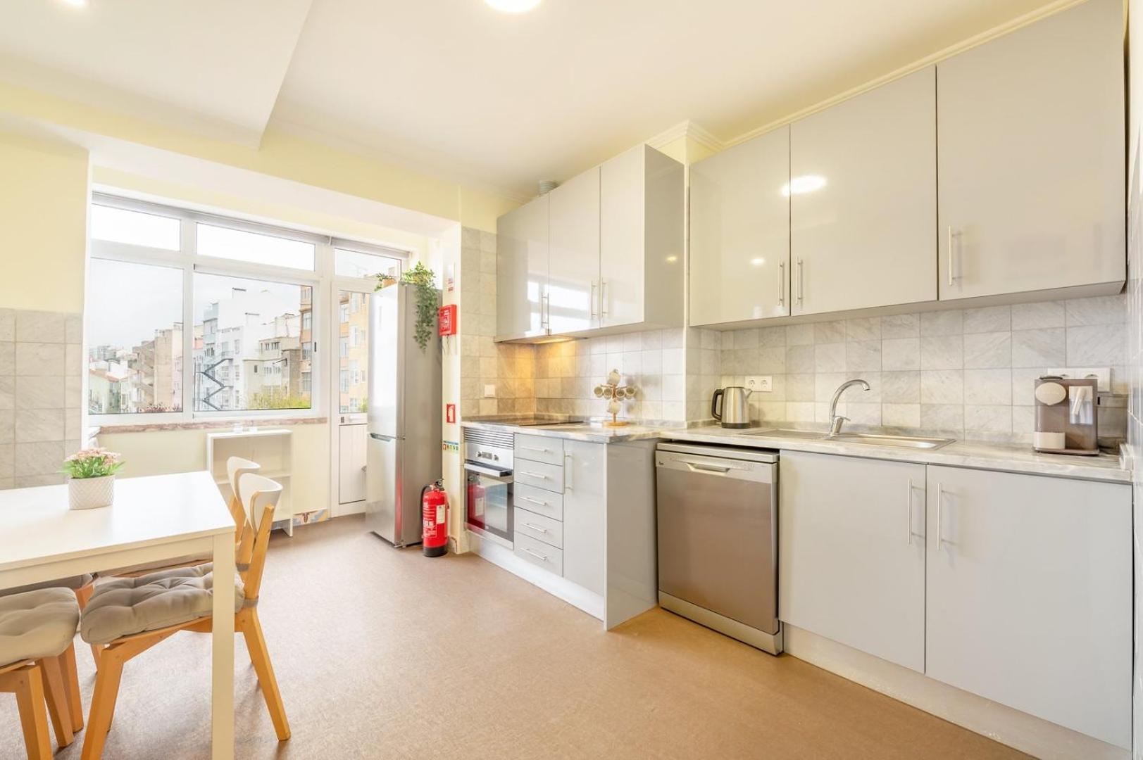 Guestready - Happy Home In Santa Cruz Lisboa Exteriör bild